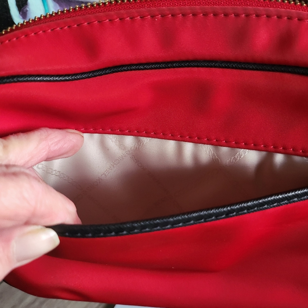 Michael Kors Red and Black Shoulder Bag - Picture 4 of 7